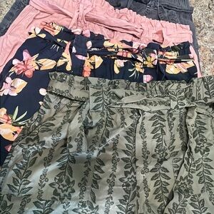 Time and Tru Women's Shorts - Grey, Pink, Navy Blue Floral, Green Leaf